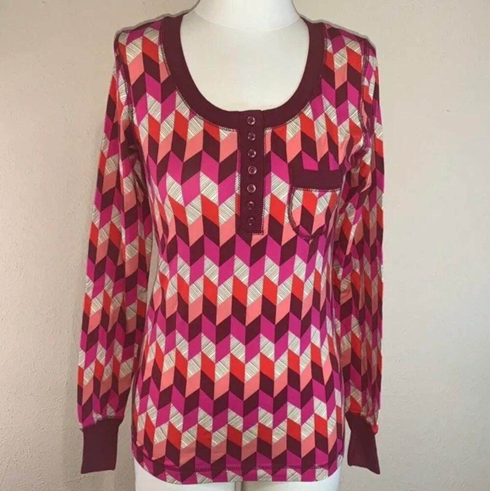 Vera Bradley top